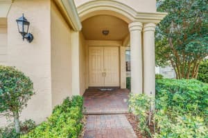 9048 Alexandra Circle, Wellington, FL 33414 Sold 04/15/24