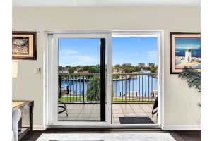 230 N Federal Highway 405, Deerfield Beach, FL 33441 Sold 05/01/24