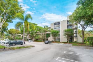 2025 Lavers Circle D111, Delray Beach, FL 33444 Sold 03/19/24