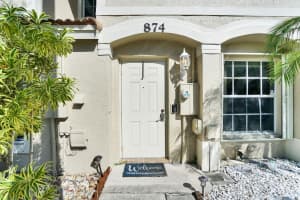 874 Summit Lake Drive, West Palm Beach, FL 33406 Sold 03/25/24