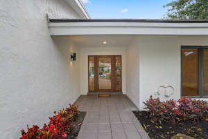4315 Lakewood Drive, Delray Beach, FL 33445 Sold 05/10/24