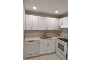 227 Sussex L 2270, West Palm Beach, FL 33417 Sold 12/30/24