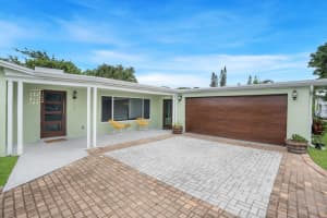 714 SW 25th Avenue, Boynton Beach, FL 33435 Sold 01/29/24