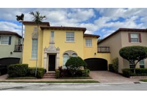 115 Via Poinciana Street, Boca Raton, FL 33487 Sold 06/10/24