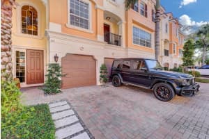 612 NE Rossetti Lane, Boca Raton, FL 33487 Sold 06/03/24