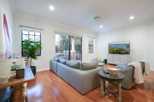 404 Del Sol Circle, Tequesta, FL 33469 Sold 03/19/24