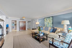 369 S Lake Drive 3c, Palm Beach, FL 33480 Sold 04/10/24