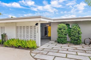 7128 W Lake Drive, Lake Clarke Shores, FL 33406 Sold 03/05/24