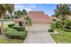 2800 Gettysburg Lane, West Palm Beach, FL 33409 Sold 02/27/24