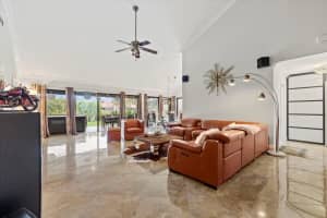 2800 Gettysburg Lane, West Palm Beach, FL 33409 Sold 02/27/24