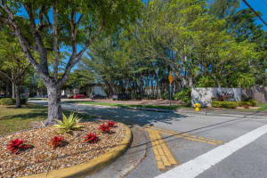 480 N Laurel Drive 8a, Margate, FL 33063 Sold 08/08/24