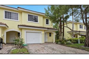 1139 Imperial Lake Road, West Palm Beach, FL 33413 Sold 04/30/24