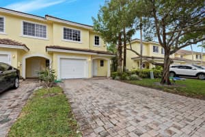 1139 Imperial Lake Road, West Palm Beach, FL 33413 Sold 04/30/24