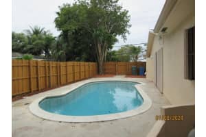 3420 NW 21st Avenue, Oakland Park, FL 33309 Sold 12/06/24