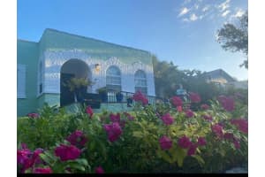 813 Kanuga Drive, West Palm Beach, FL 33401 Sold 04/30/24