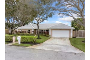 7521 Edgewater Circle, Lake Clarke Shores, FL 33406 Sold 02/15/24