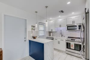 813 Hummingbird Way 6a, North Palm Beach, FL 33408 Sold 03/06/24