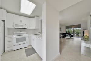 6865 Huntington Lane 202, Delray Beach, FL 33446 Sold 10/24/24