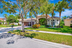 6052 Country Estates Drive, Lake Worth, FL 33467 Sold 03/07/24