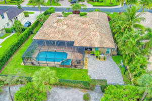 2600 Tecumseh Drive, West Palm Beach, FL 33409 Sold 04/25/24