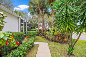 5203 Red Oak Court, Palm Beach Gardens, FL 33410 Sold 08/21/24