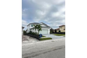 186 SE Calmo Circle, Port St Lucie, FL 34984 Sold 03/15/24