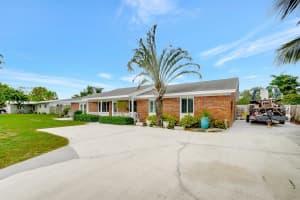 3189 Pebble Beach Drive, Lake Worth, FL 33467 Sold 03/05/24