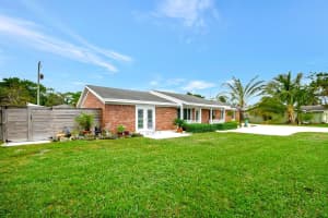 3189 Pebble Beach Drive, Lake Worth, FL 33467 Sold 03/05/24