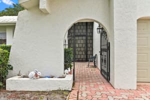 22151 Cameo Drive E, Boca Raton, FL 33433 Sold 08/15/24