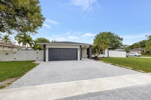 8108 NW 67th Avenue, Tamarac, FL 33321 Sold 02/16/24