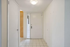 5701 Camino Del Sol 202, Boca Raton, FL 33433 Sold 02/09/24