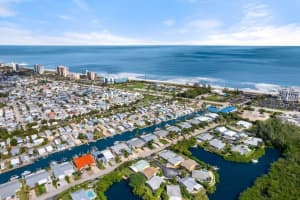 44 Aqua Ra Drive, Jensen Beach, FL 34957 - MLS#R10949386