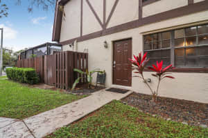 113 Weybridge Circle B, Royal Palm Beach, FL 33411 Sold 03/26/24