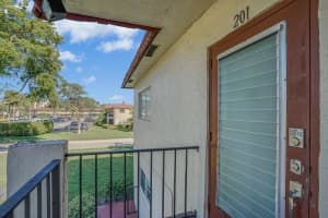 6 Abbey Lane 201, Delray Beach, FL 33446 - MLS#R10949486
