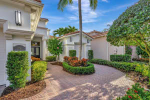 176 Viera Drive, Palm Beach Gardens, FL 33418 Sold 04/05/24