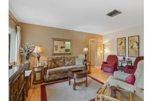 5905 La Pinata Boulevard C-2, Greenacres, FL 33463 Sold 05/30/24