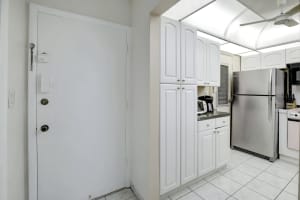 17090 NE 14th Avenue 112, North Miami Beach, FL 33162 Sold 04/12/24