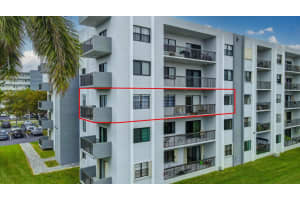 1301 NE 7th Street 318, Hallandale Beach, FL 33009 Sold 04/16/24