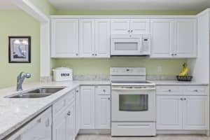 412 Ponderosa Drive 29, Fort Pierce, FL 34982 Sold 03/22/24