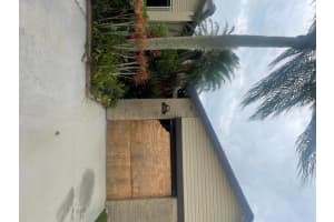 202 Meander Circle, Royal Palm Beach, FL 33411 Sold 03/18/24