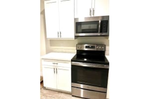 15624 Italian Cypress Way, Wellington, FL 33414 Sold 05/21/24