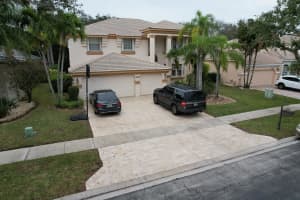 6449 Stonehurst Circle, Lake Worth, FL 33467 Sold 09/25/24