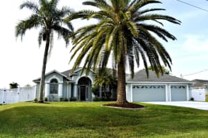 830 Sw College Park Road, Port Saint Lucie