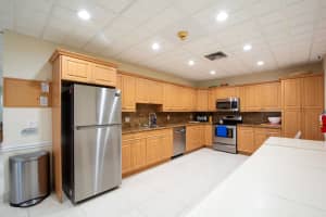 336 Golfview Road 405, North Palm Beach, FL 33408 Sold 04/19/24