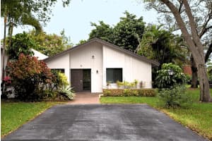 3686 Arelia Drive S, Delray Beach, FL 33445 Sold 02/16/24