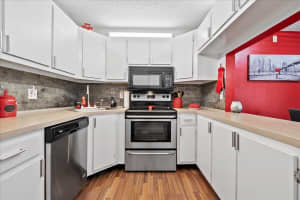 526 Shady Pine Way C-2, Greenacres, FL 33415 Sold 07/11/24