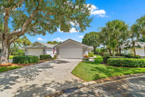 175 Brier Circle, Jupiter, FL 33458 Sold 03/15/24