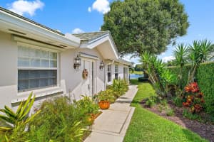 175 Brier Circle, Jupiter, FL 33458 Sold 03/15/24