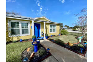 7689 SE James Street, Hobe Sound, FL 33455 Sold 03/18/24