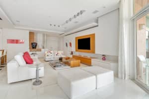 300 SE 5th Avenue 8080, Boca Raton, FL 33432 Sold 04/05/24